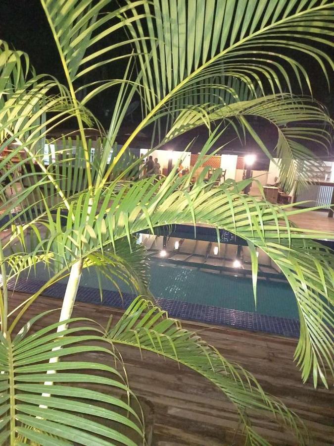 Oasis Palms Hotel Нанди Экстерьер фото